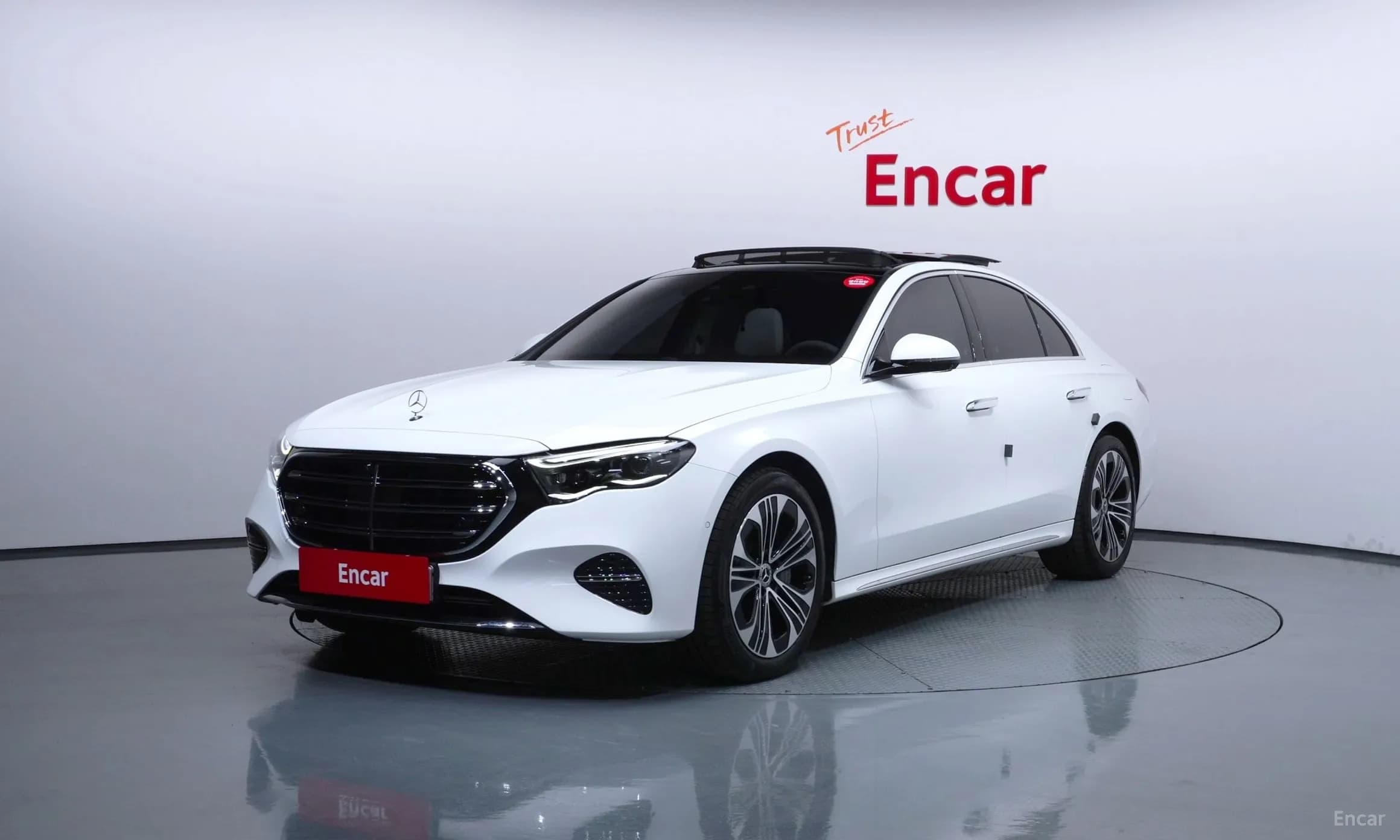 E-Class W214