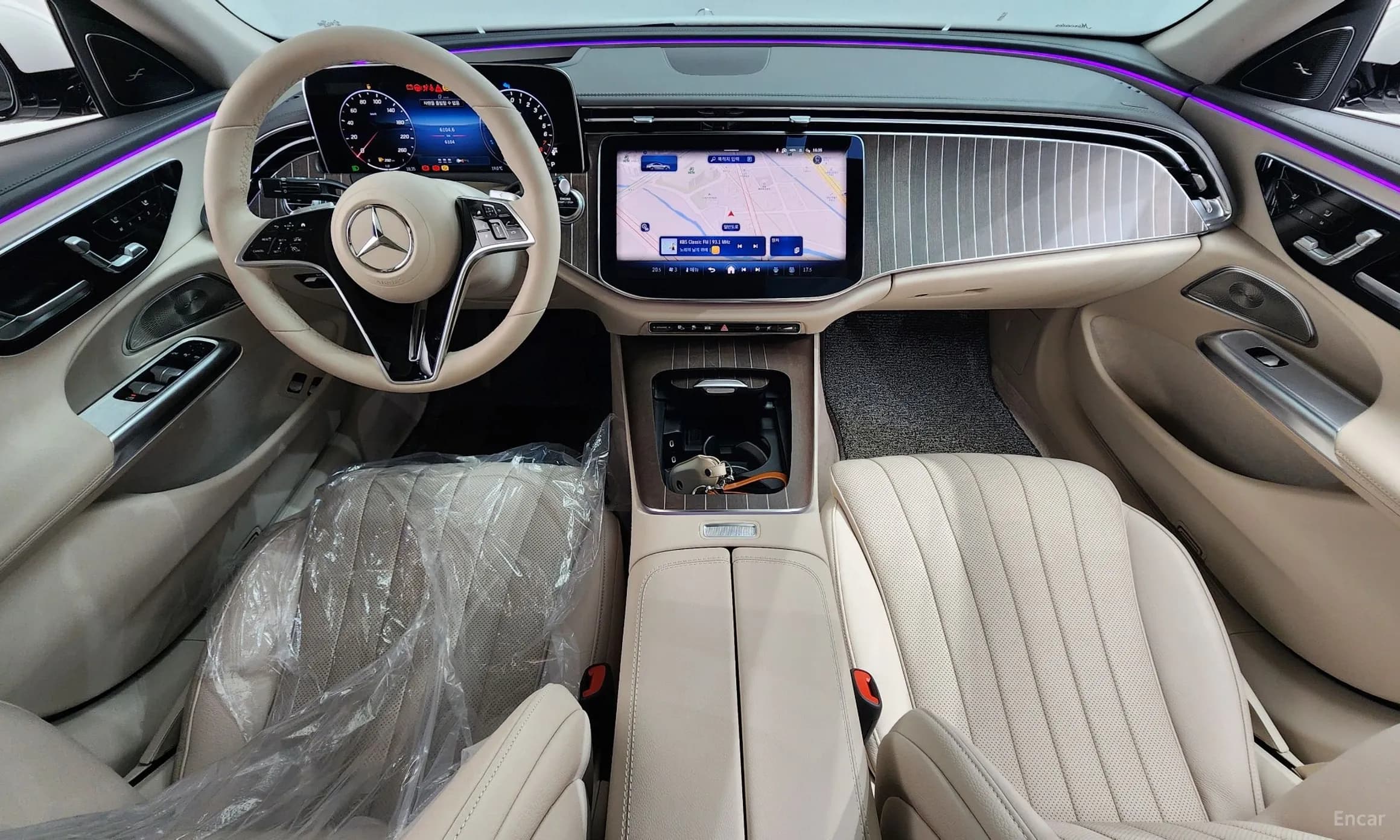 E-Class W214