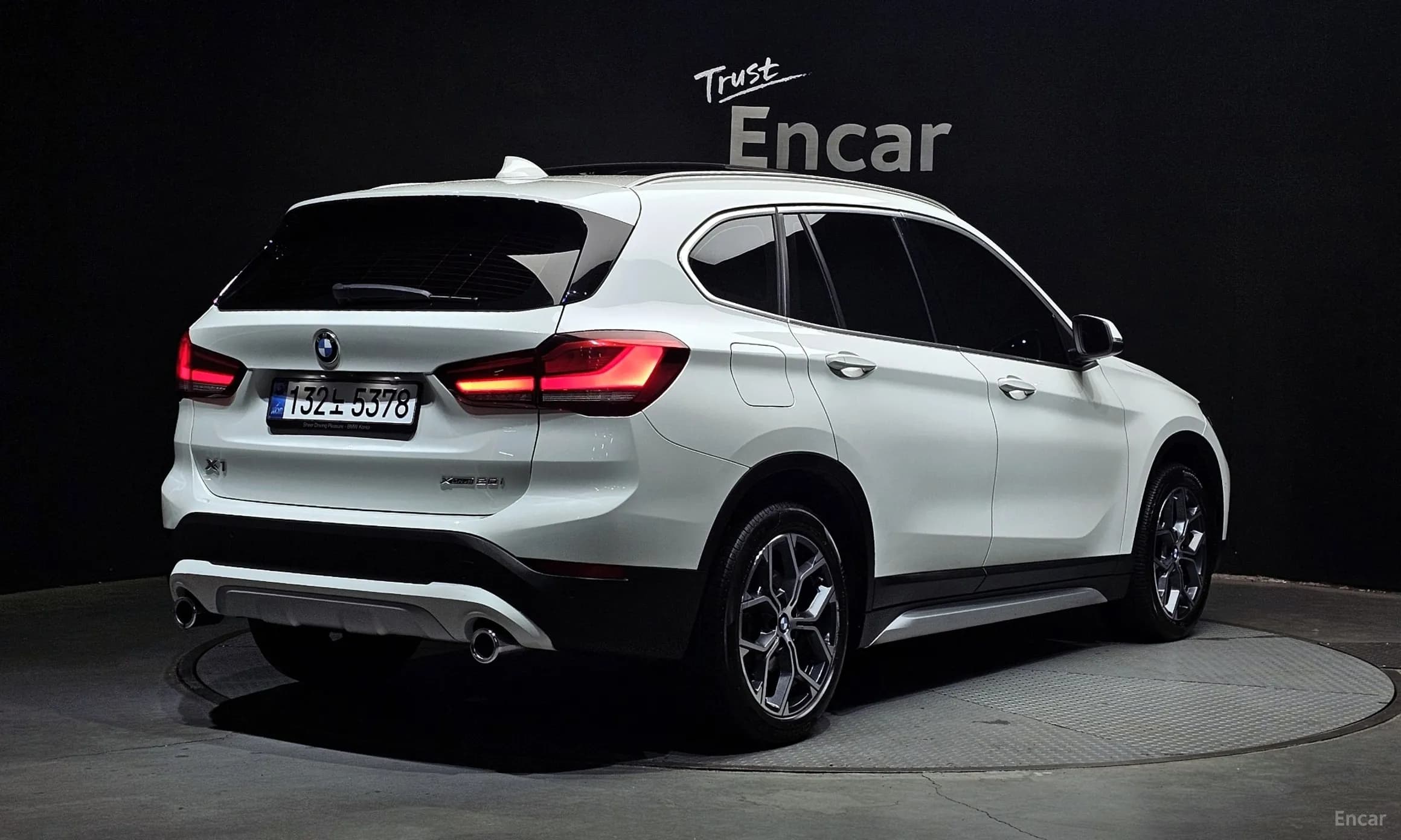 X1 (F48)