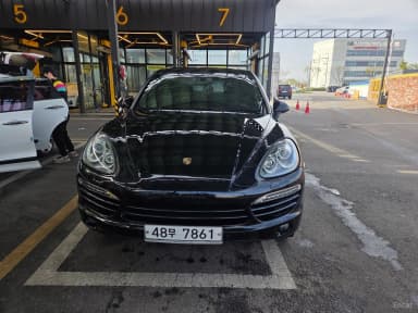 New Cayenne