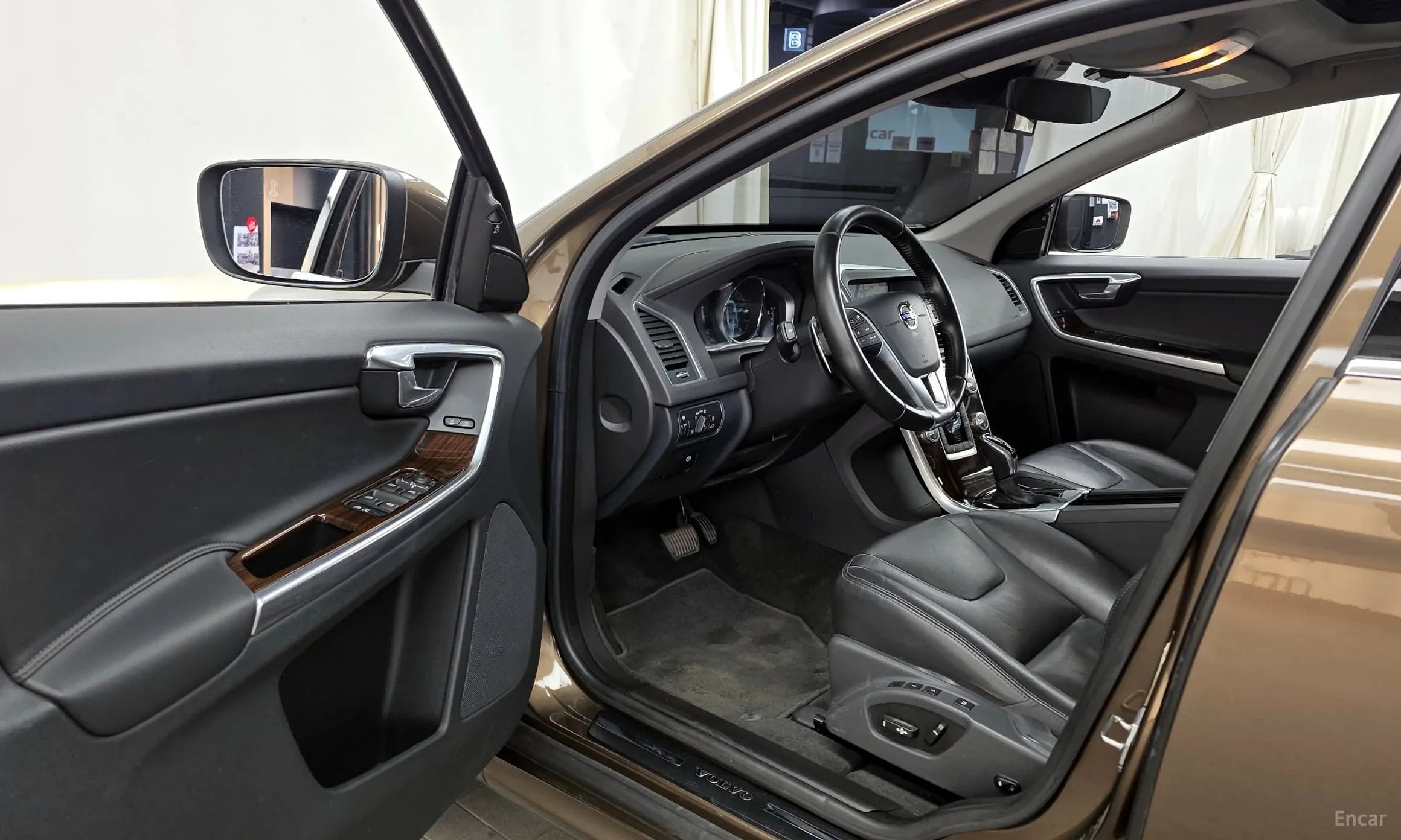 XC60