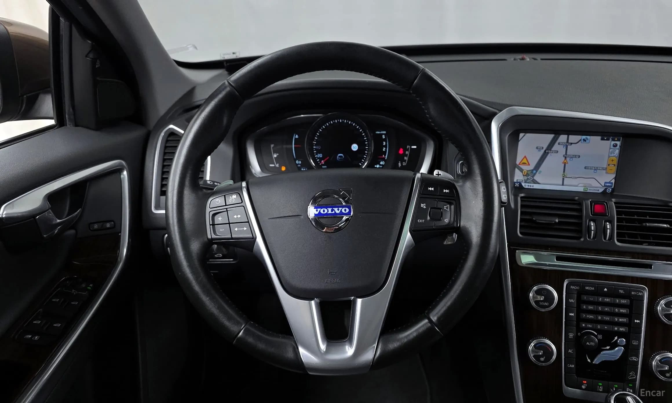 XC60