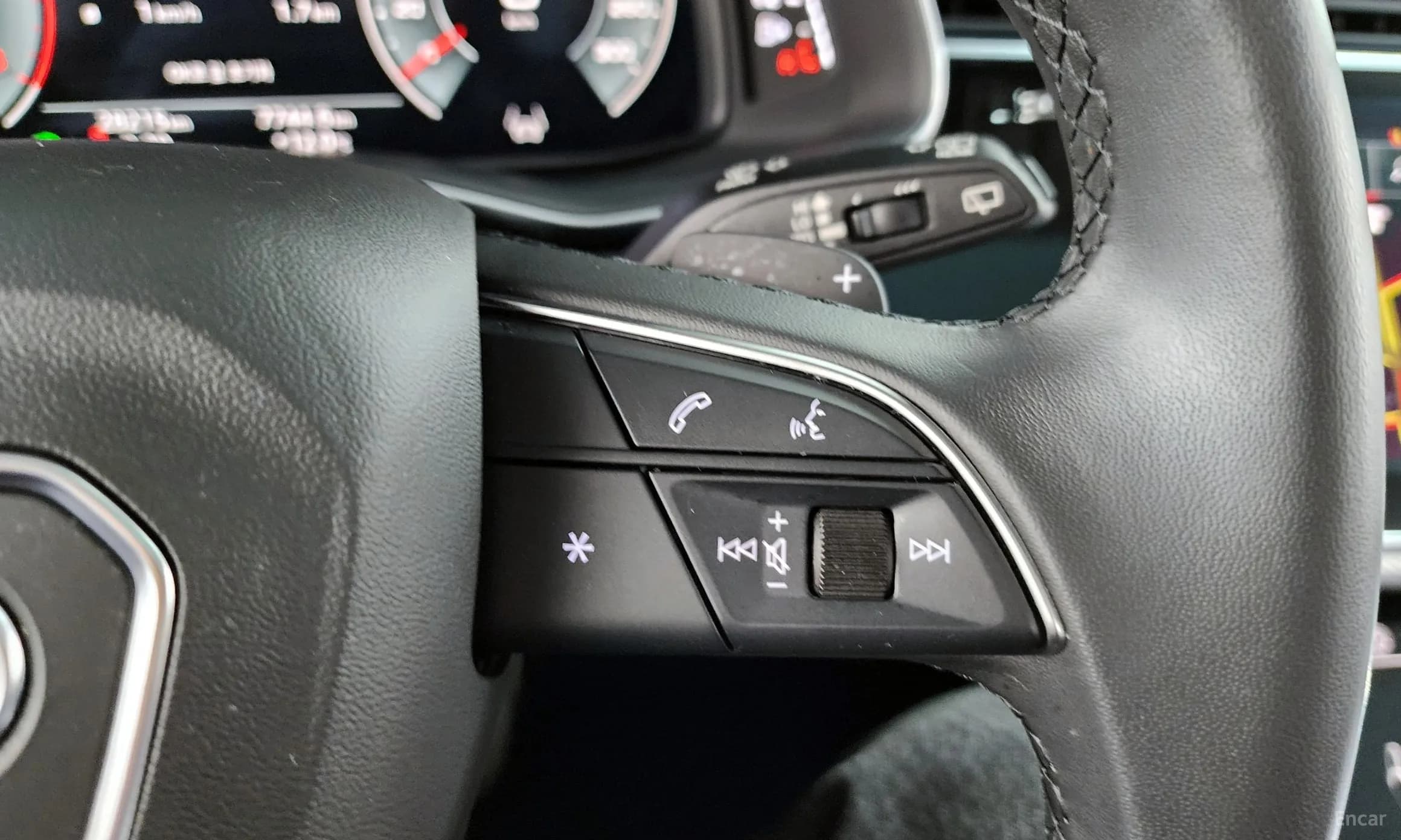 Q7 (4M)