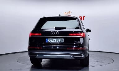 Q7 (4M)