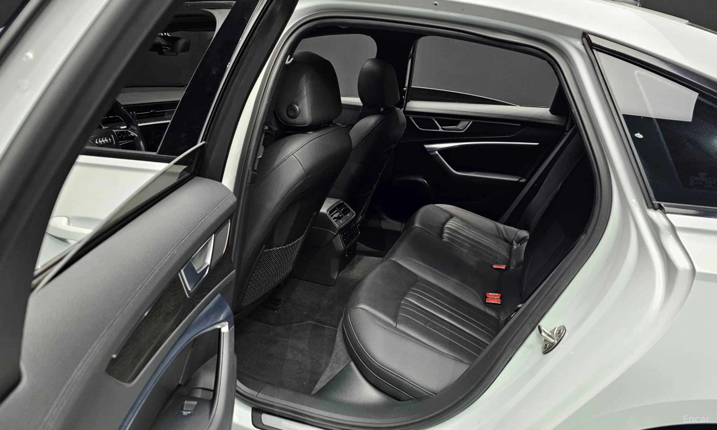 A6 (C8)