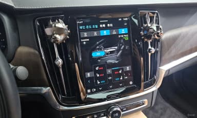 S90