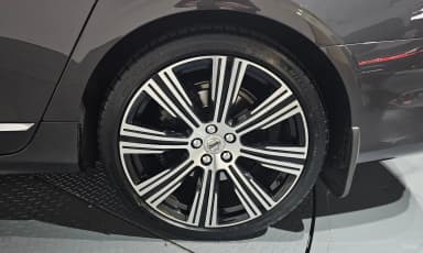 S90