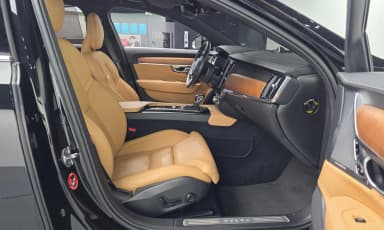 S90
