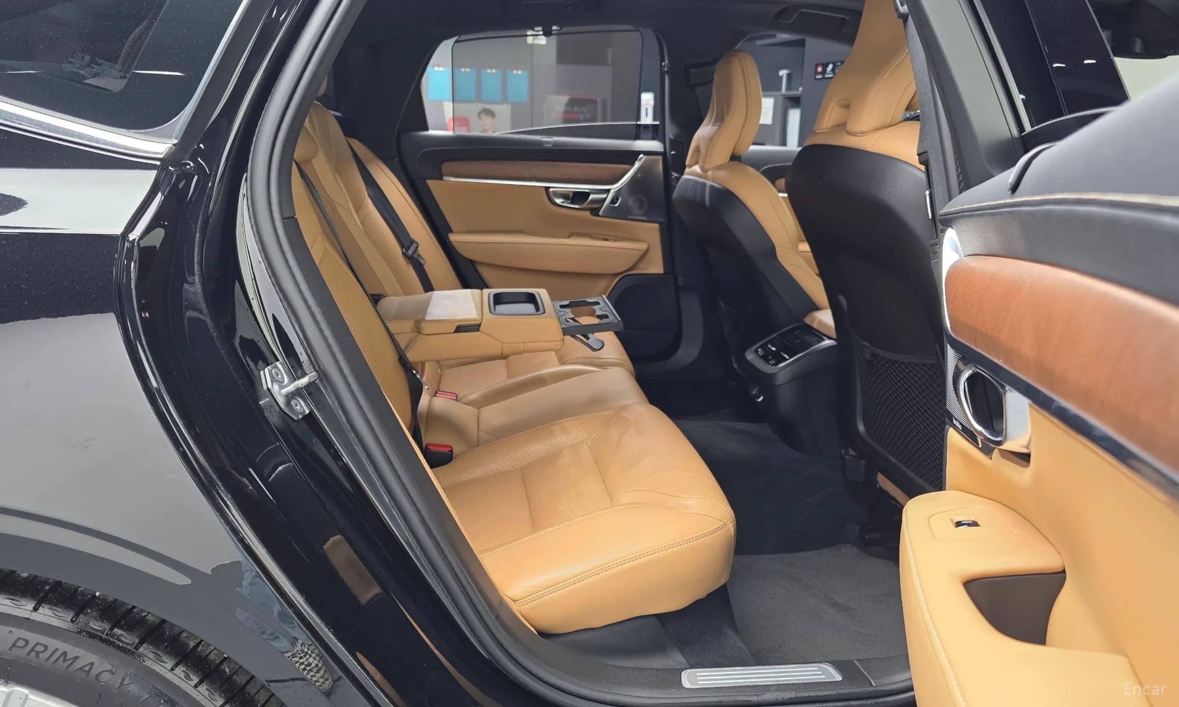 S90