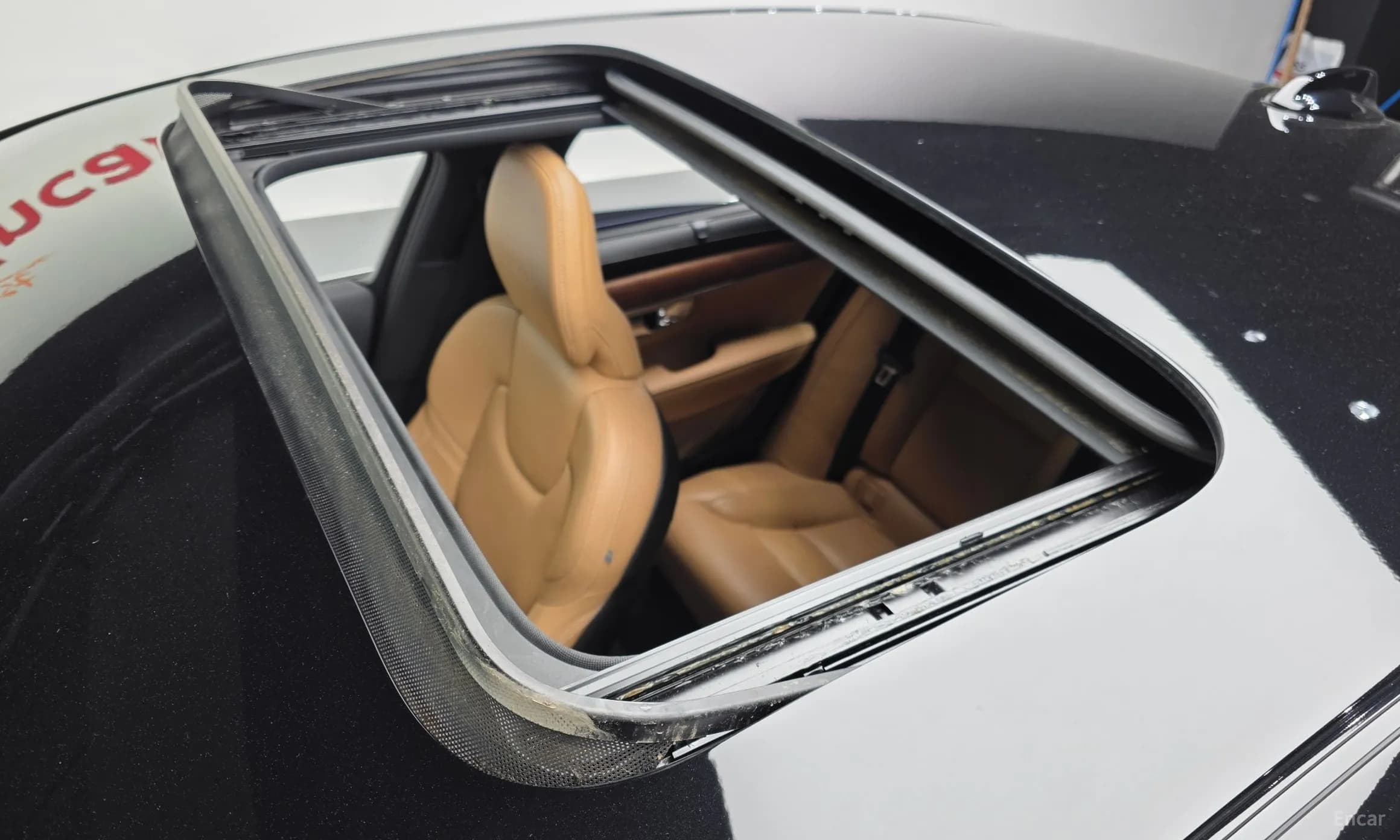 S90
