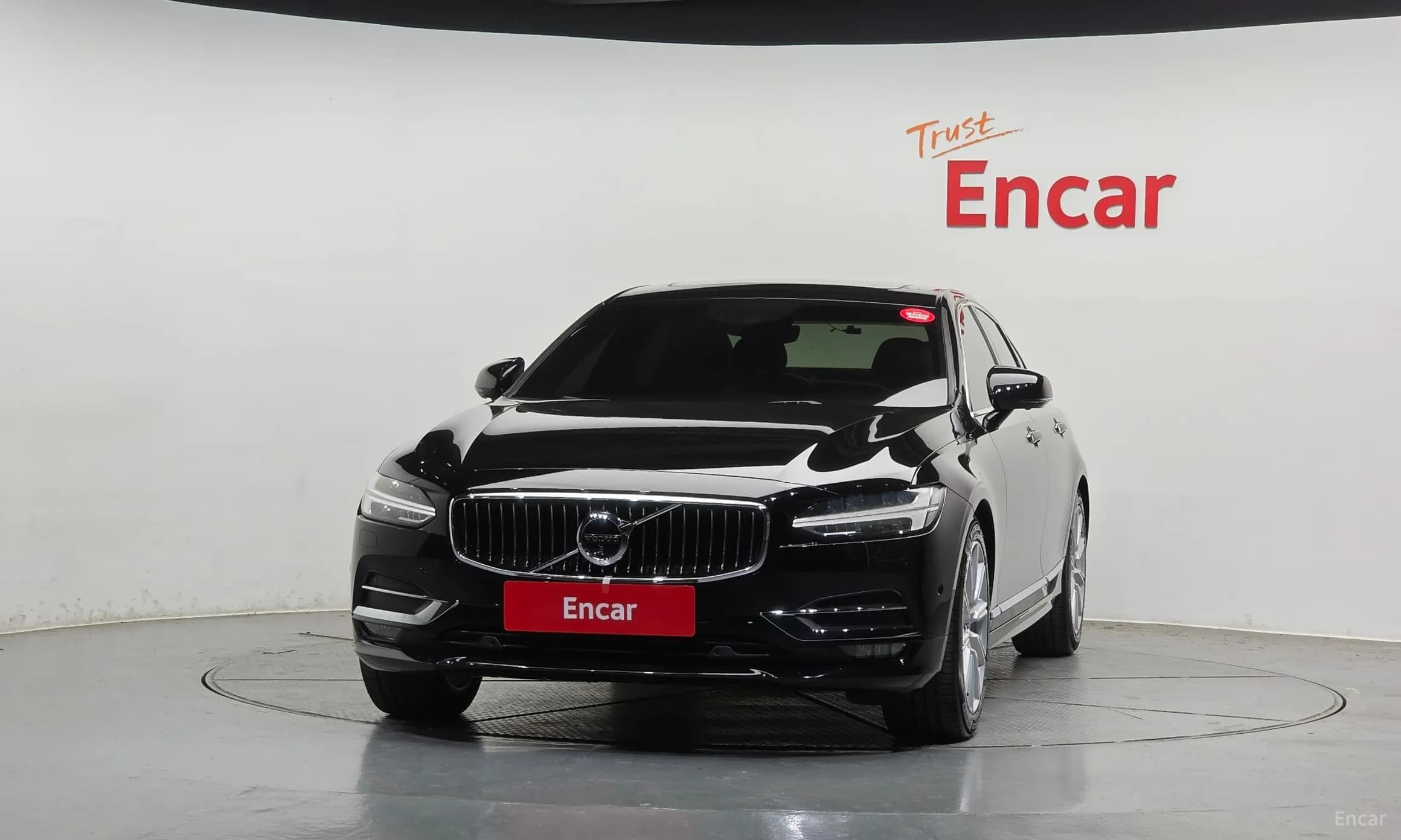S90