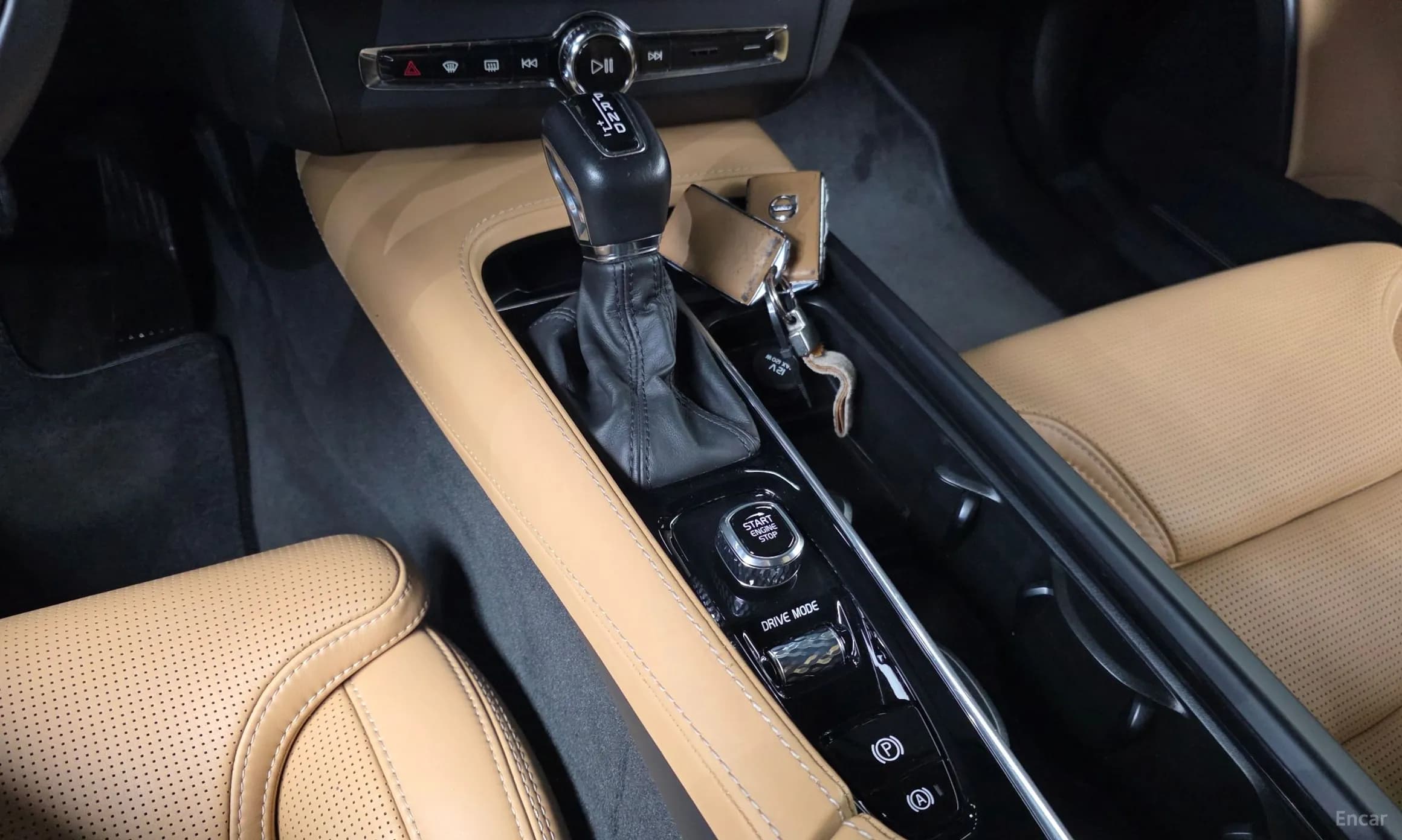 S90