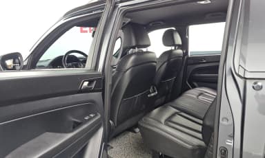 Rexton Sports Khan