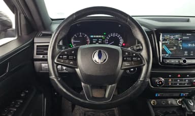 Rexton Sports Khan