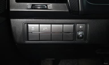 Rexton Sports Khan