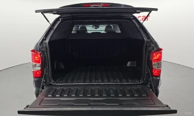 Rexton Sports Khan