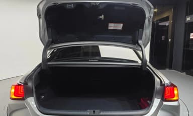 ES300h 7th Generation