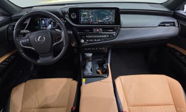 ES300h 7th Generation