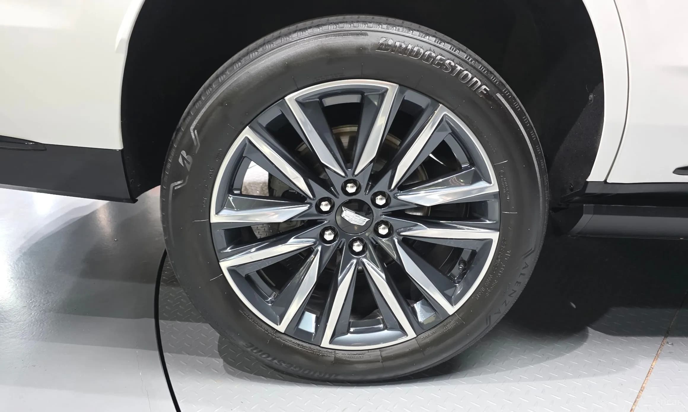 Escalade 5th Generation