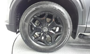 Rexton Sports Khan