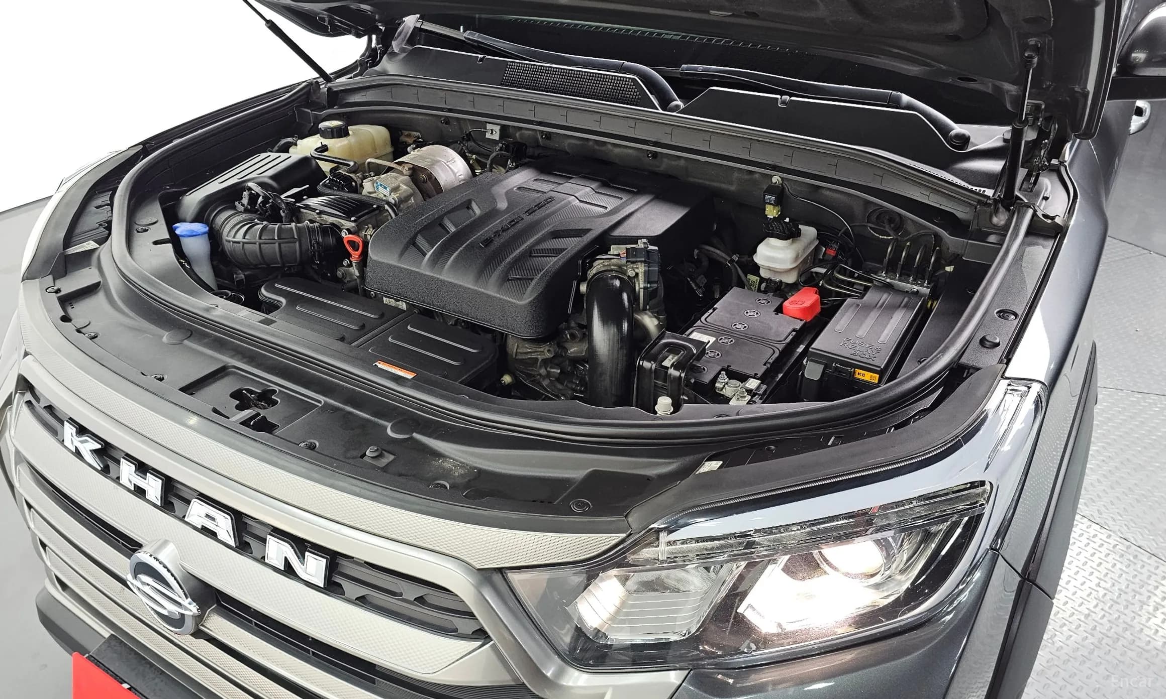 Rexton Sports Khan