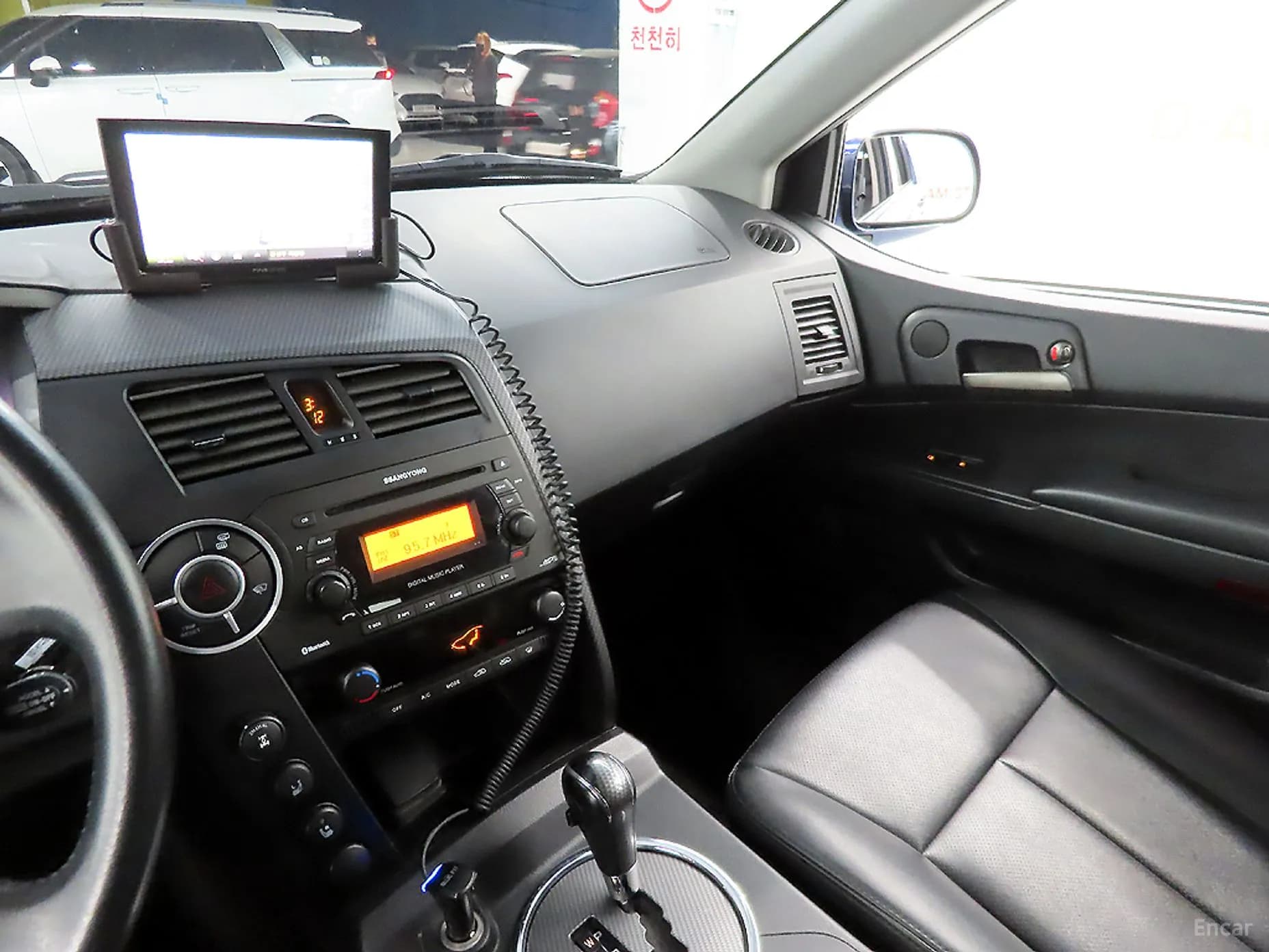 Korando Sports