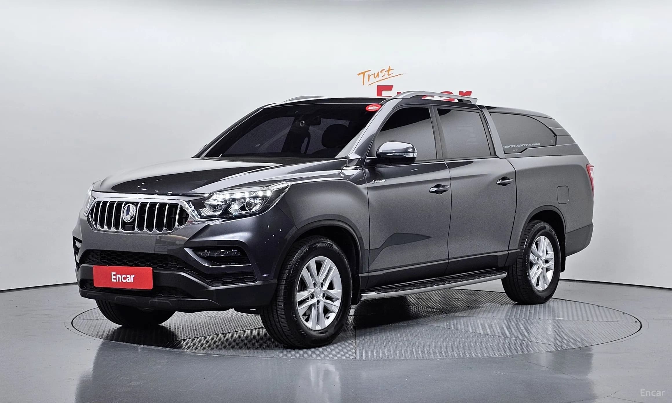Rexton Sports Khan