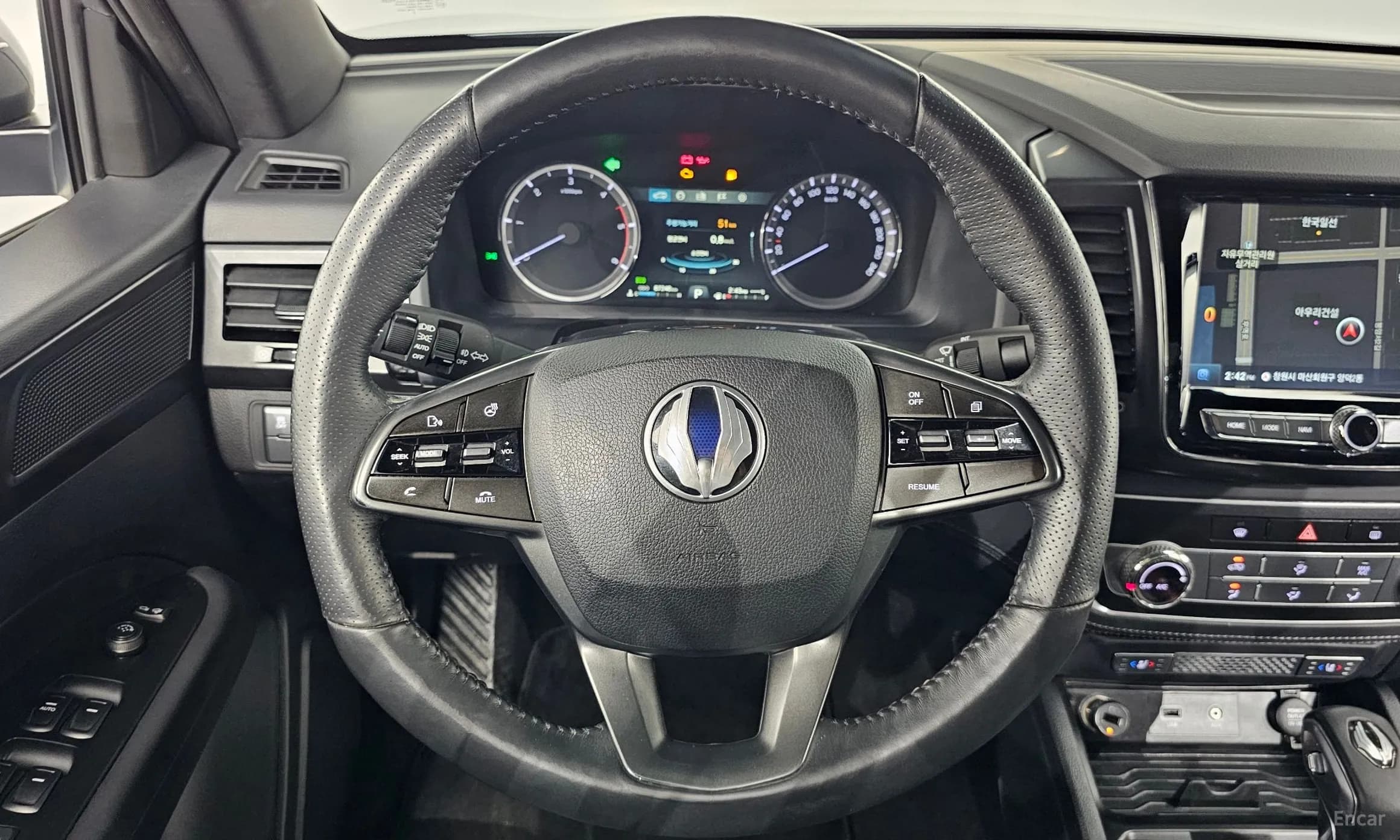 Rexton Sports Khan