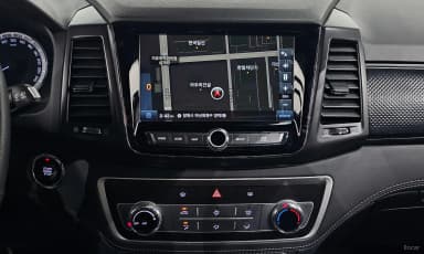 Rexton Sports Khan