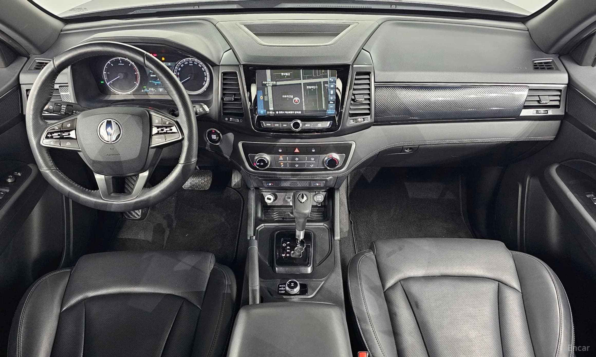 Rexton Sports Khan