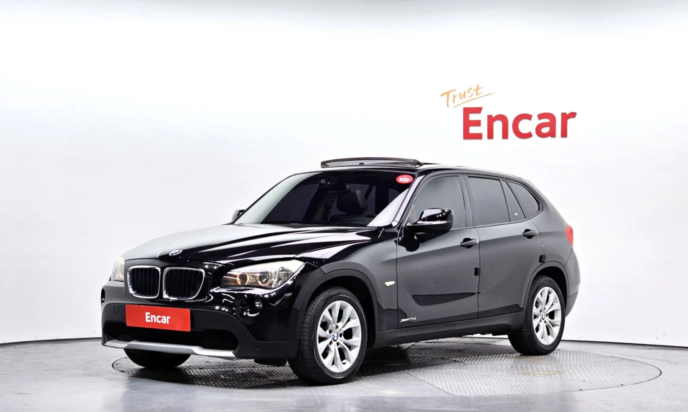 X1 (E84)