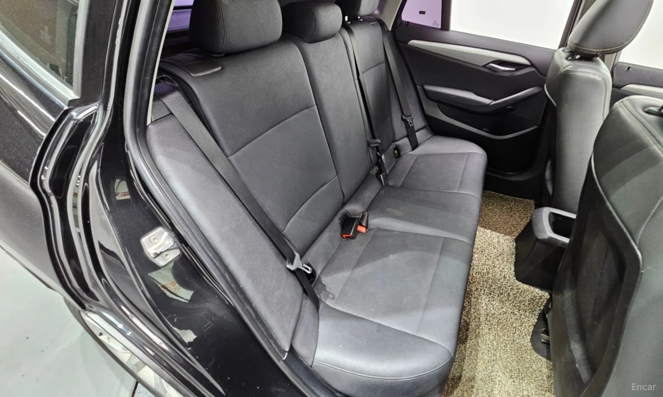 X1 (E84)