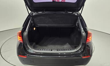 X1 (E84)