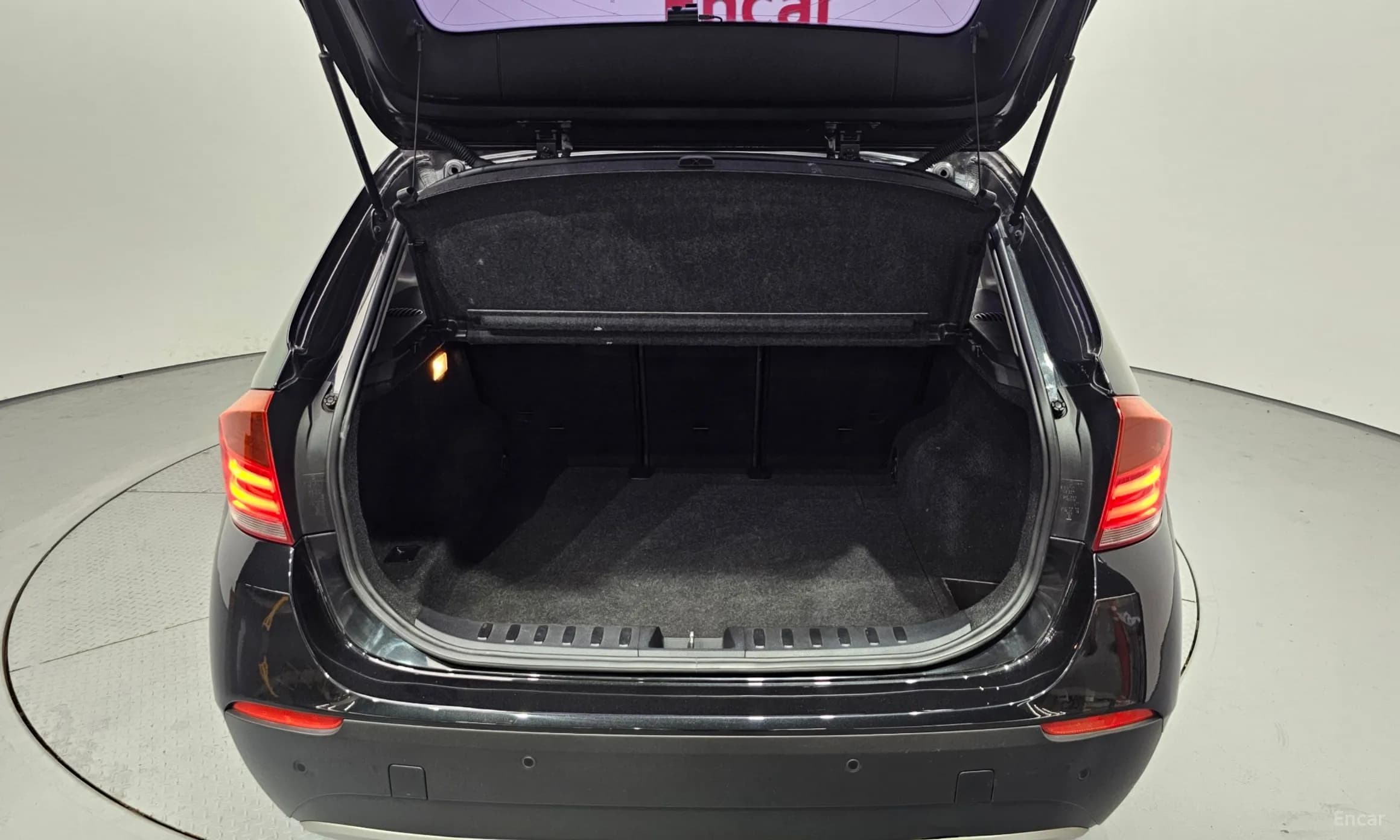 X1 (E84)