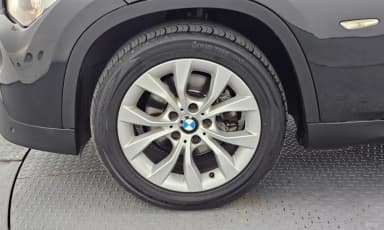 X1 (E84)