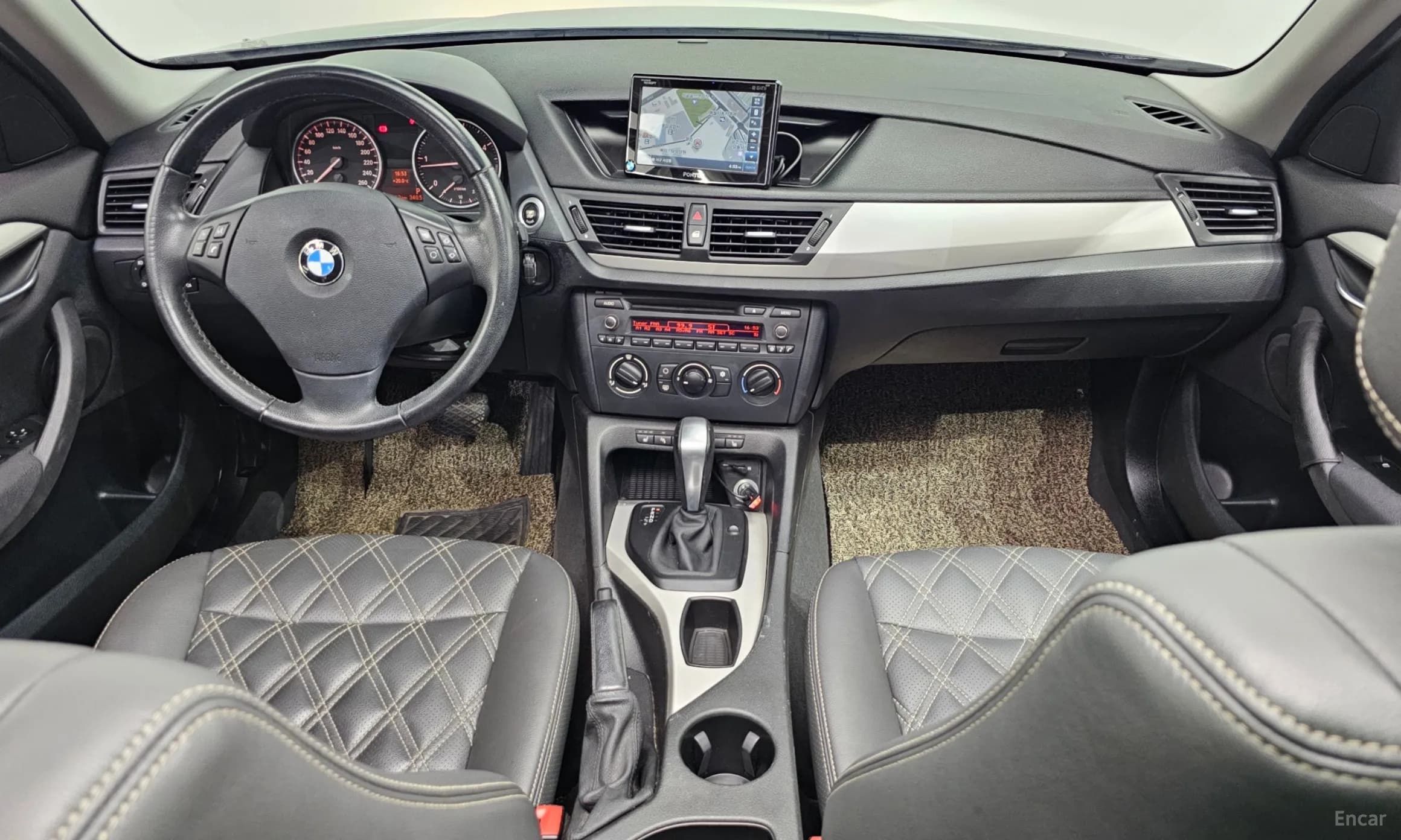 X1 (E84)