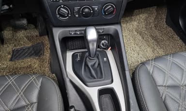 X1 (E84)