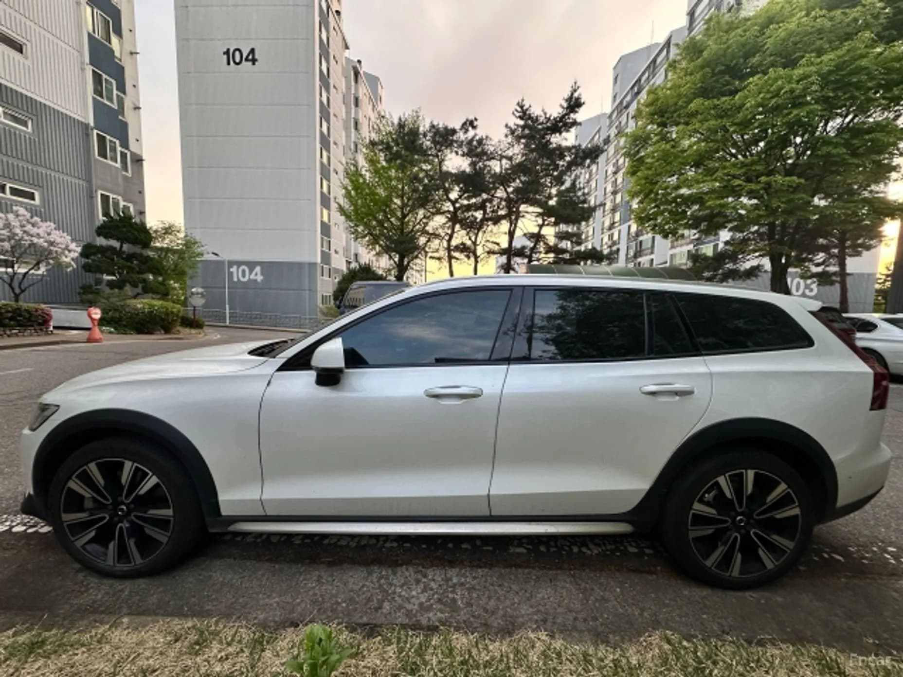 V60 Cross-Country 2nd Generation