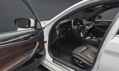 5 Series (G30)