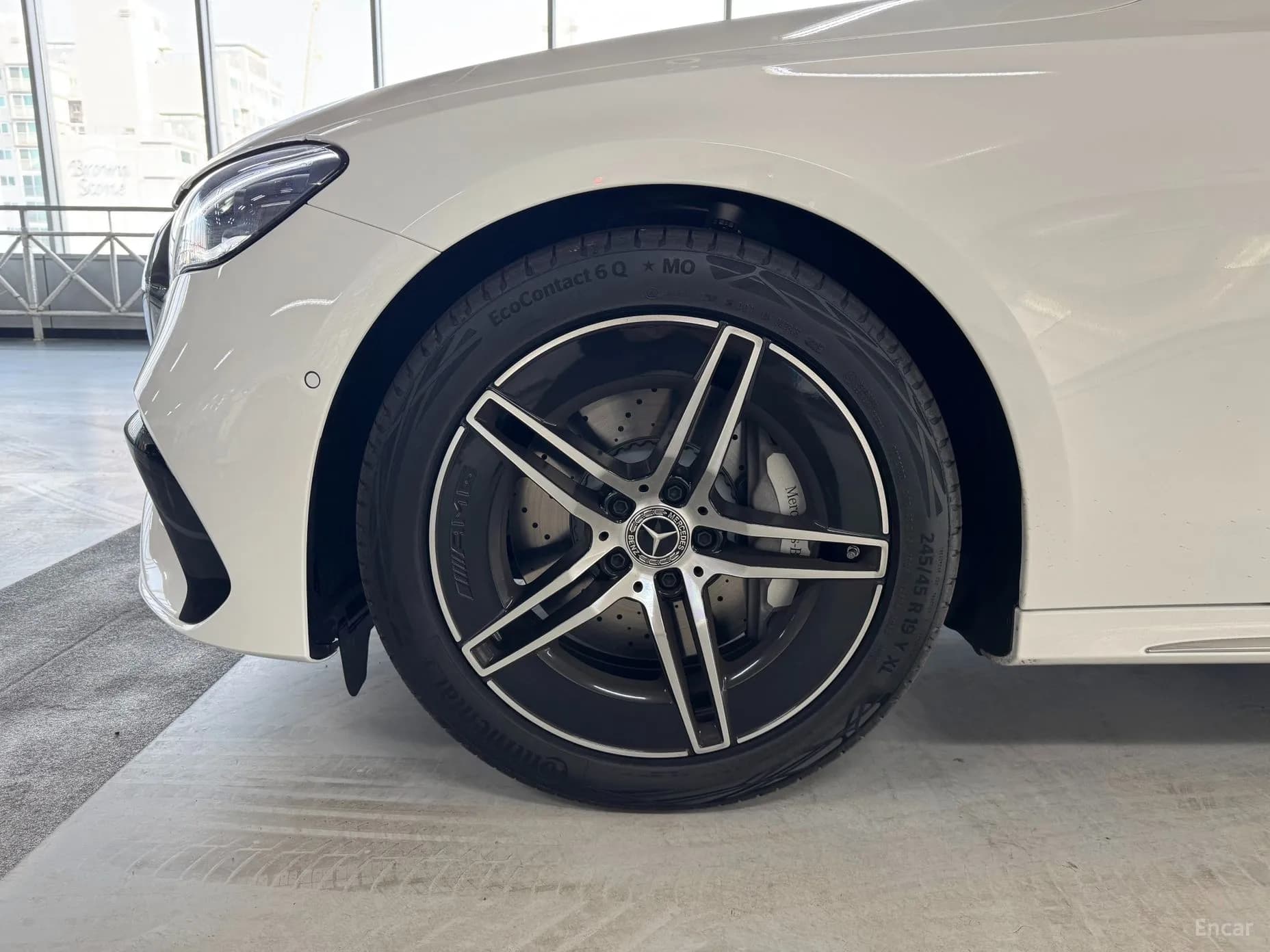 E-Class W214
