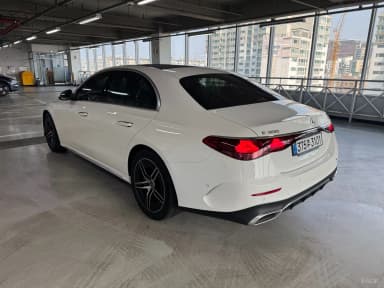 E-Class W214