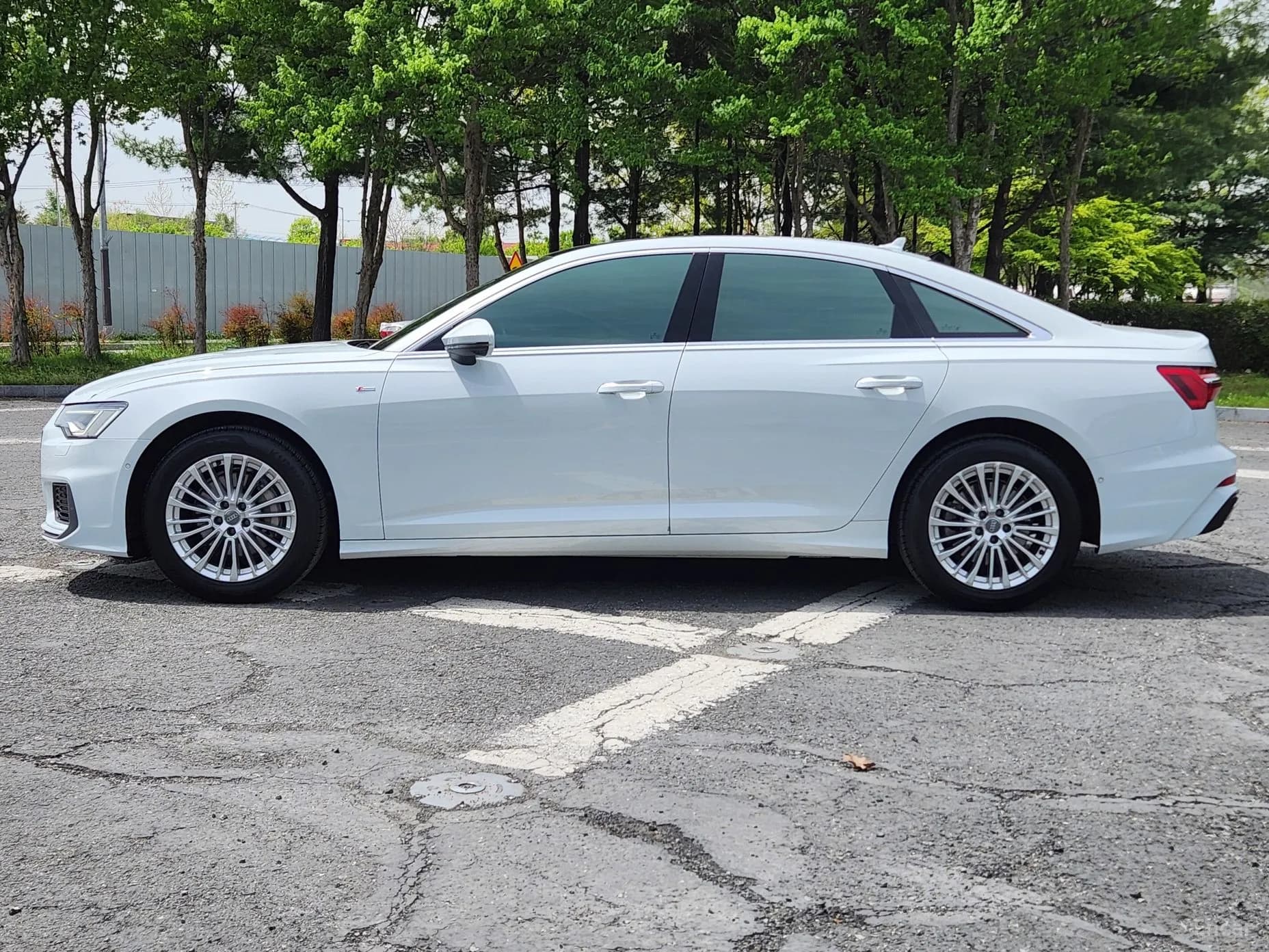 A6 (C8)
