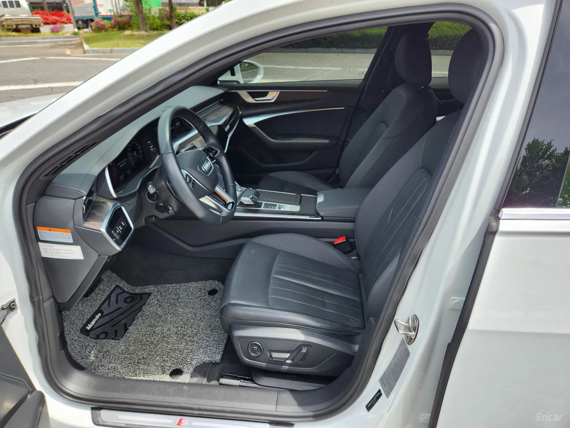 A6 (C8)