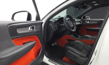 XC40