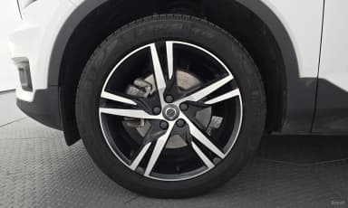 XC40