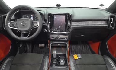 XC40