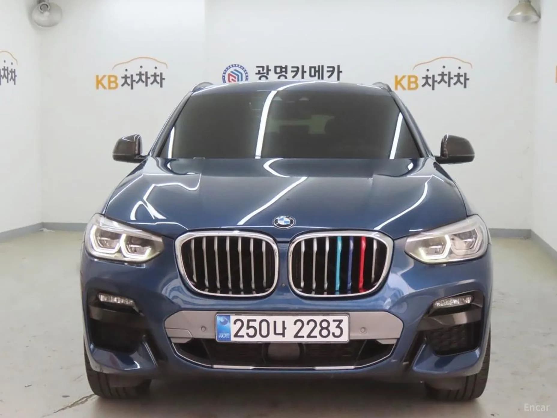 X4 (G02)