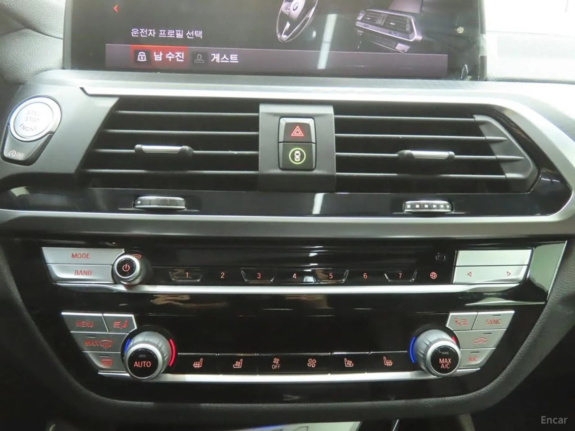 X4 (G02)