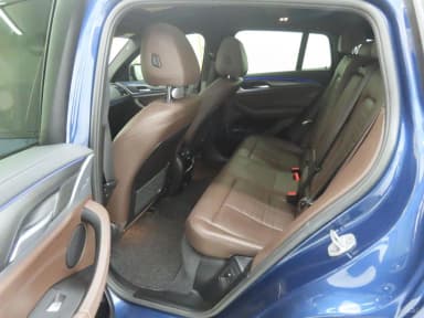 X4 (G02)