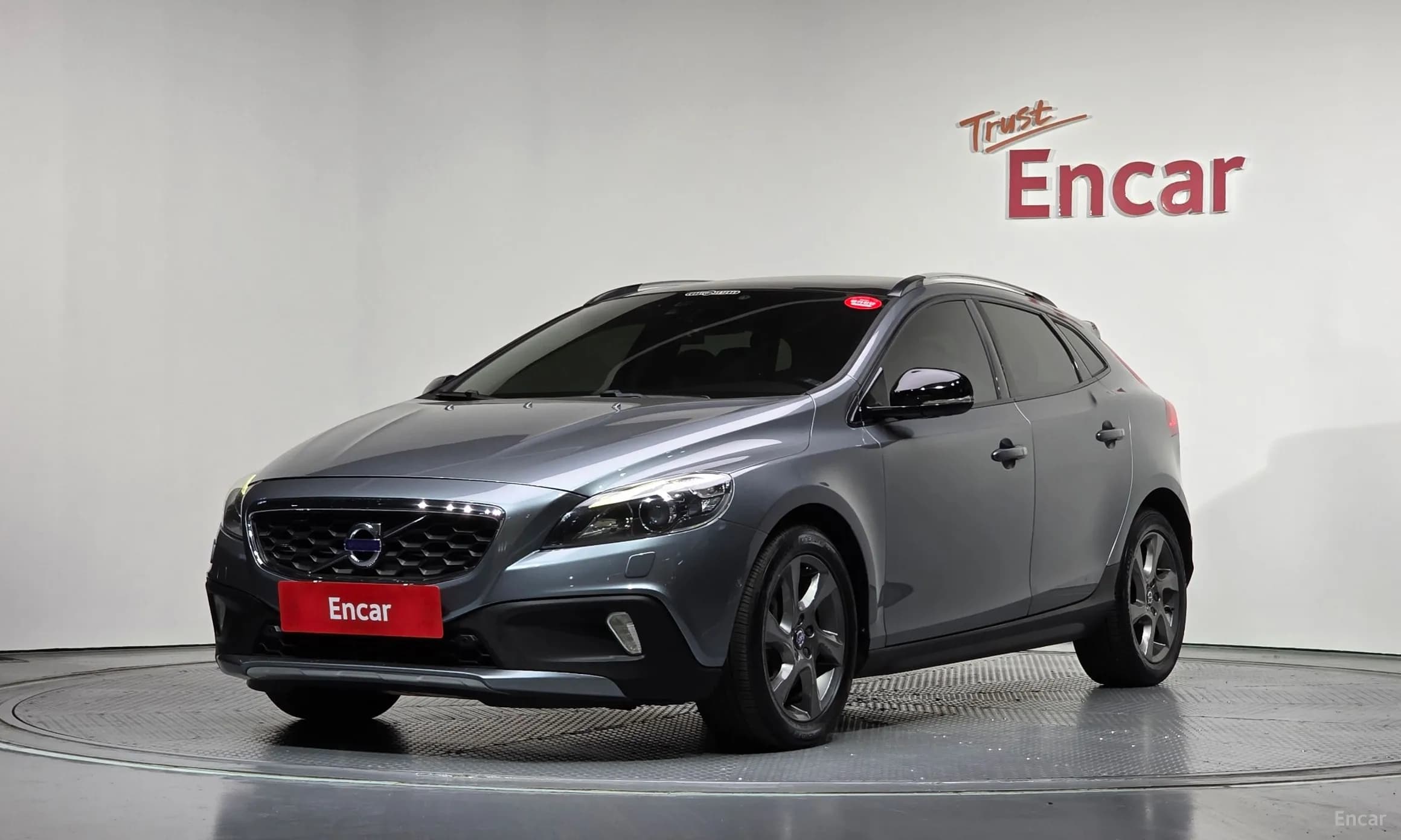V40 Cross Country